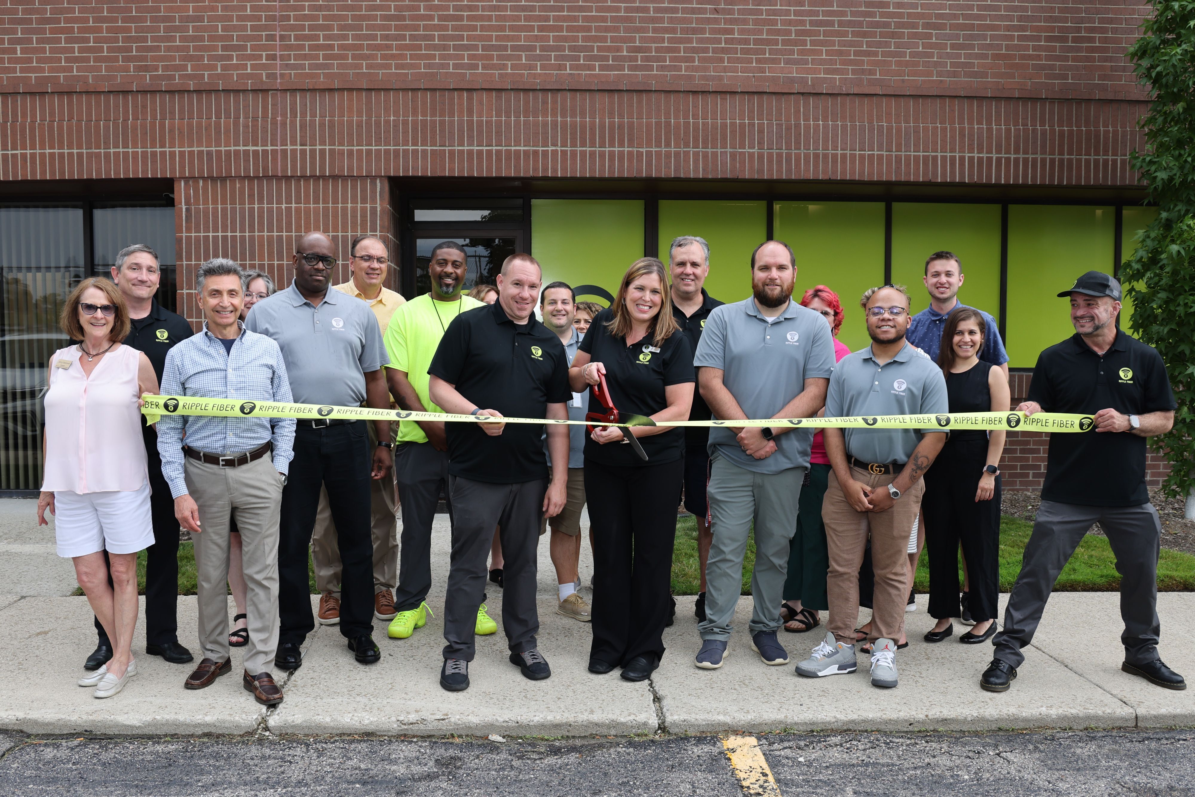 Ripple Fiber Hosts Ribbon Cutting to Honor Plymouth, MI Office